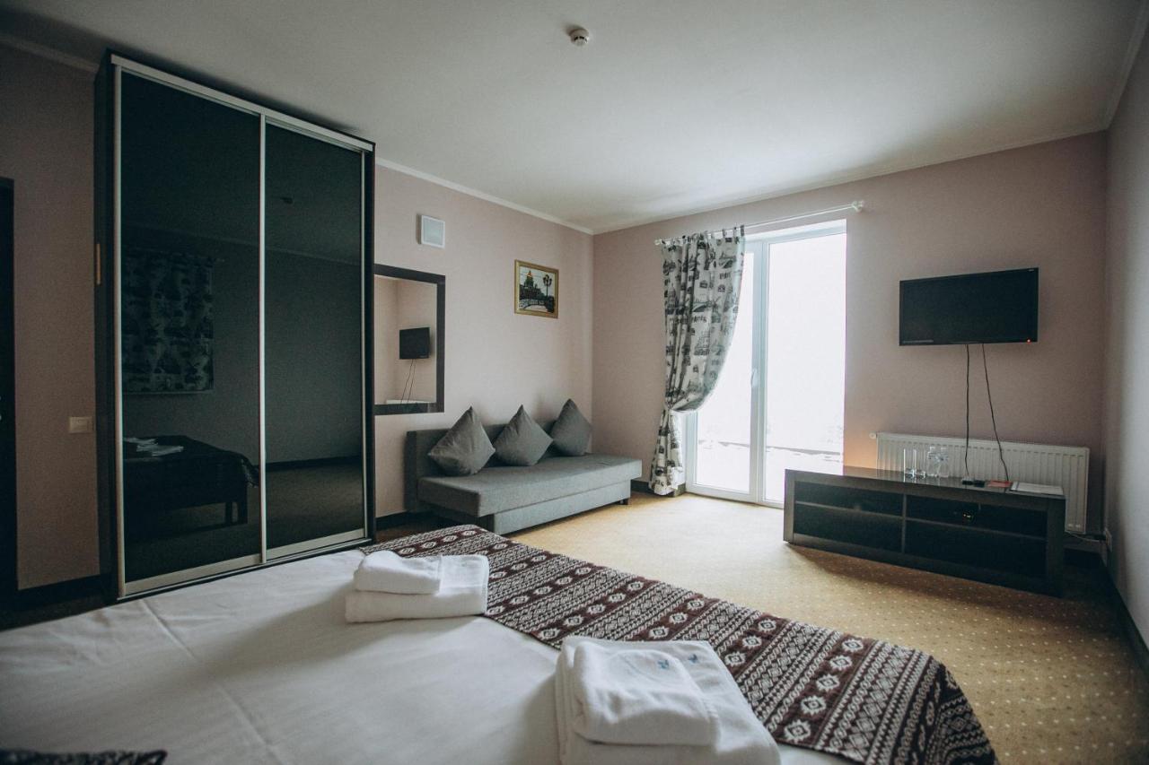 Hotel Hoch Land Yablunytsya Exterior foto
