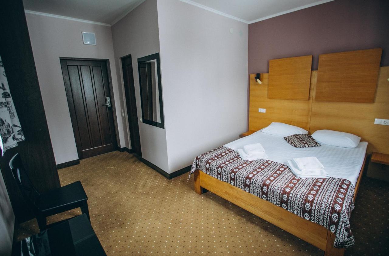 Hotel Hoch Land Yablunytsya Exterior foto